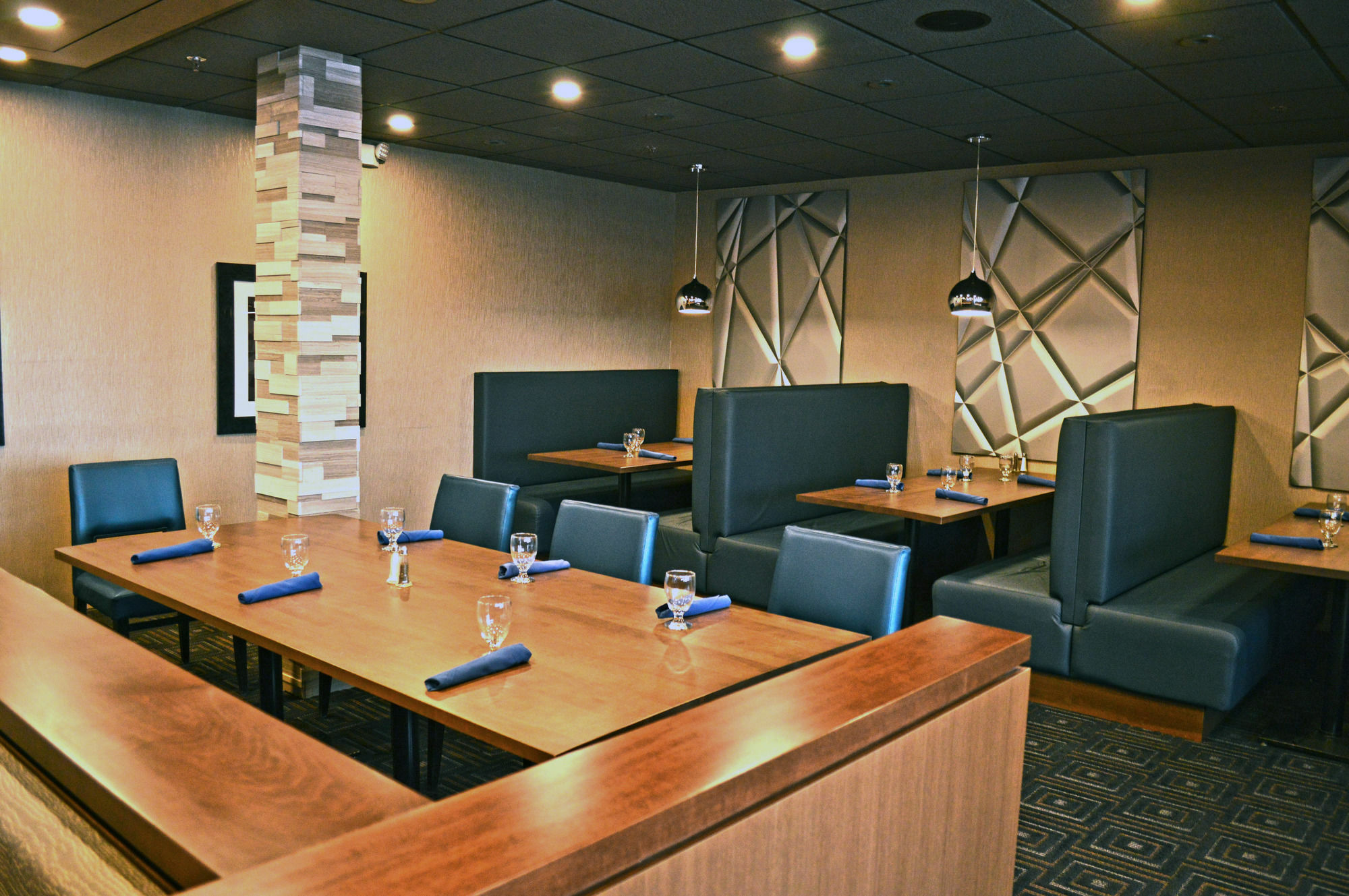 Holiday Inn & Suites Syracuse Airport - Liverpool Exterior photo