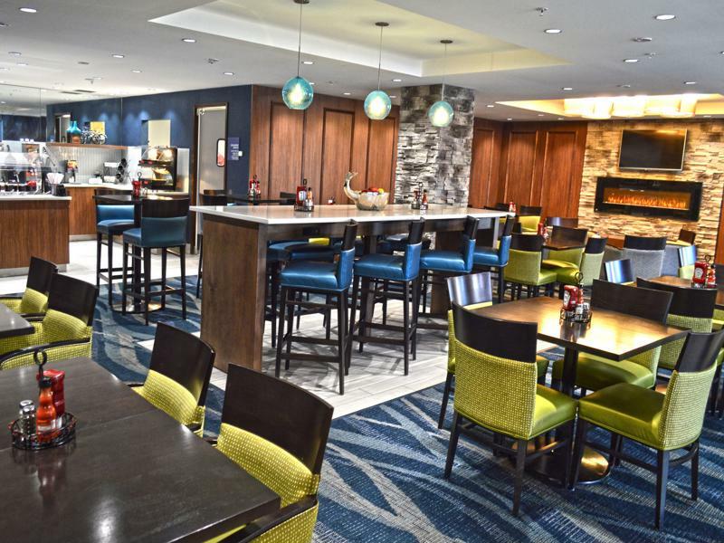 Holiday Inn & Suites Syracuse Airport - Liverpool Exterior photo