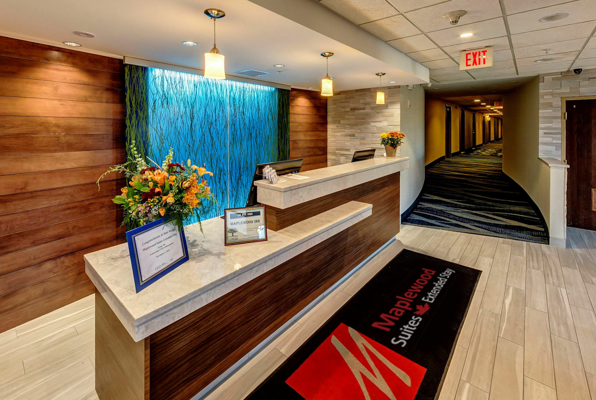 Holiday Inn & Suites Syracuse Airport - Liverpool Exterior photo